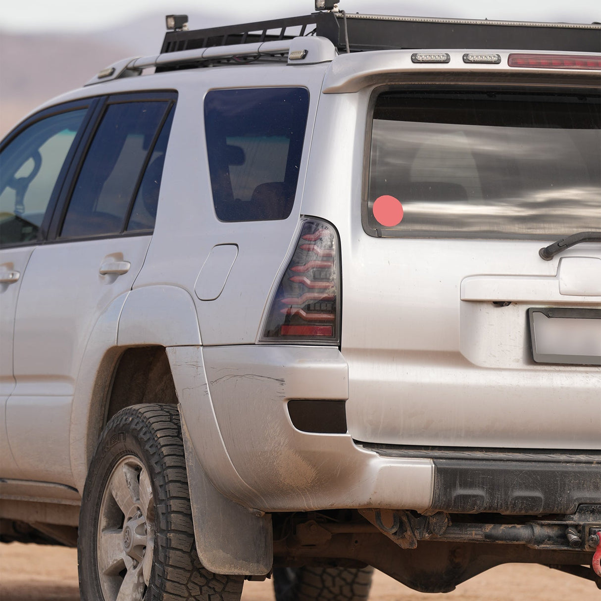 Feux arrière à LED pour Toyota 4Runner LUXX-Series 03-09, noir et rouge