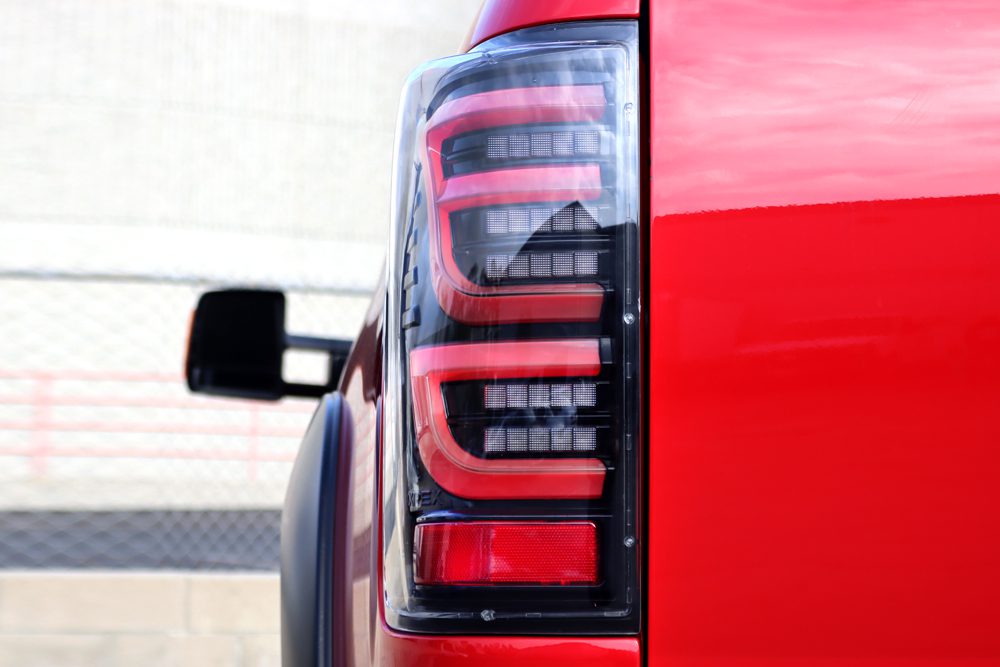 Feux arrière à LED Toyota Tundra LUXX-Series 07-13, noir et rouge