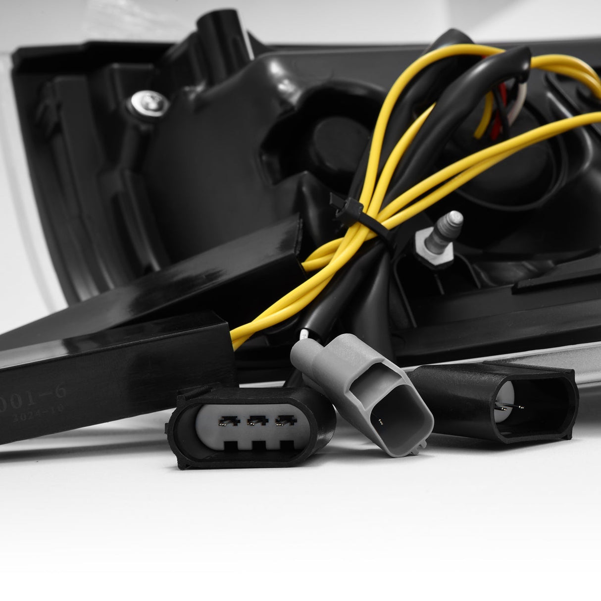 09-14 Ford F150 LUXX-Series LED Tail Lights Alpha-Black