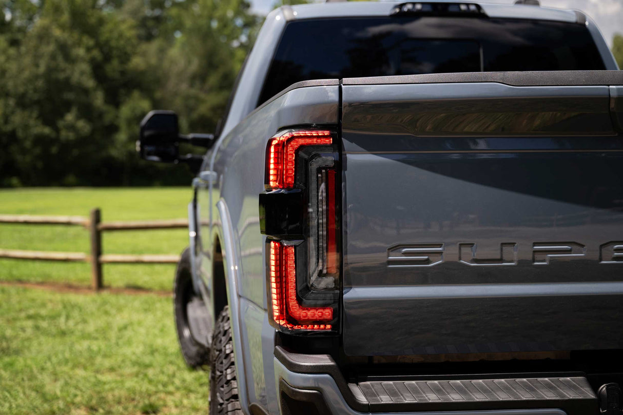 Feux arrière à LED pour Ford Super Duty (17-22) XB (fumés)