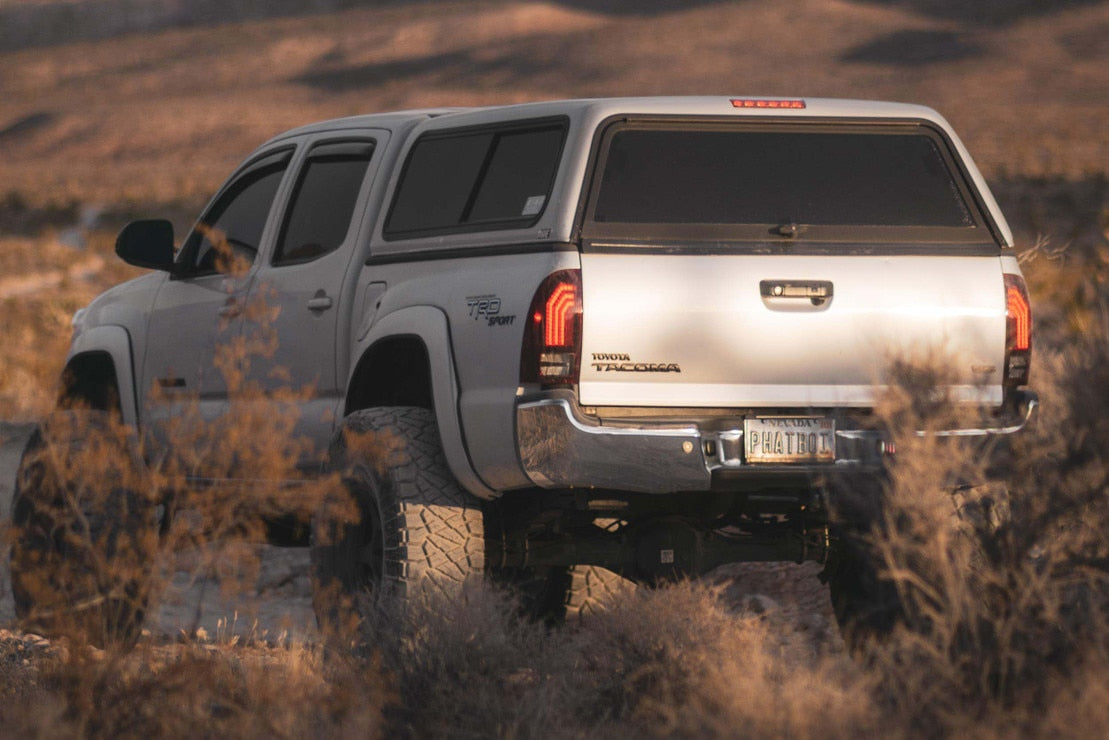 FEUX ARRIÈRE À LED TOYOTA TACOMA (05-15) XB