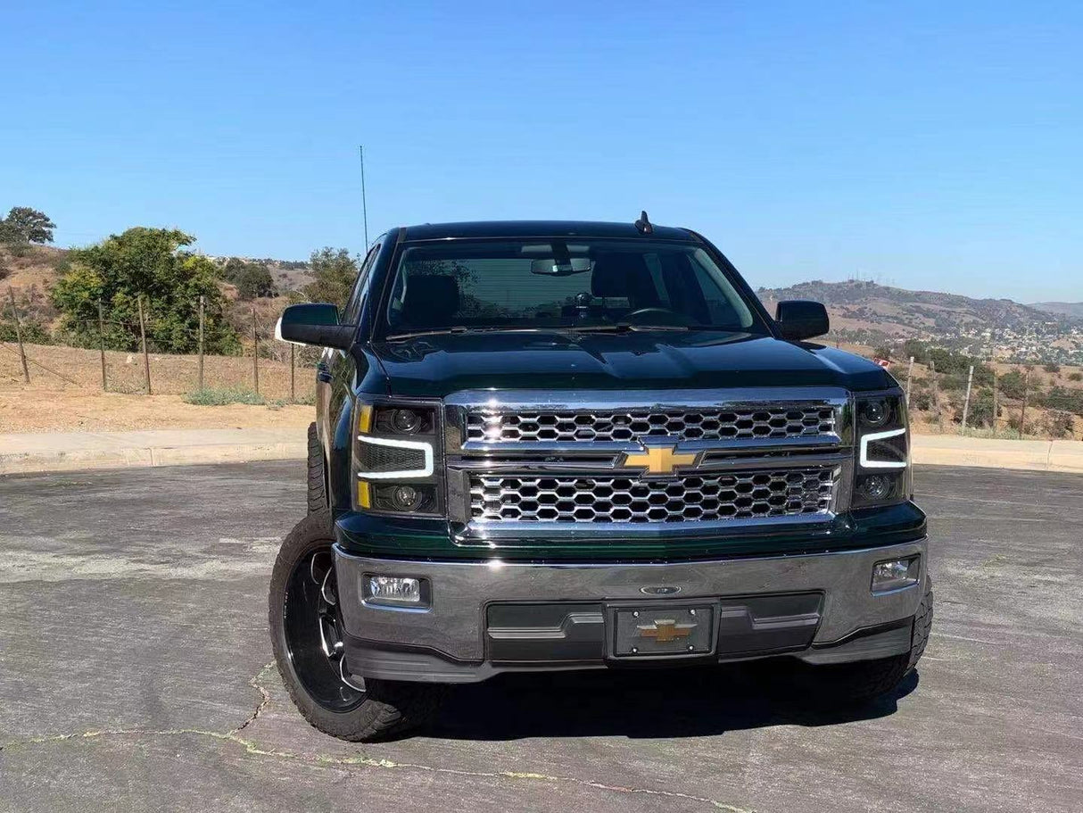 Phares halogènes projecteurs Alpha-Black pour Chevrolet Silverado série PRO 14-15