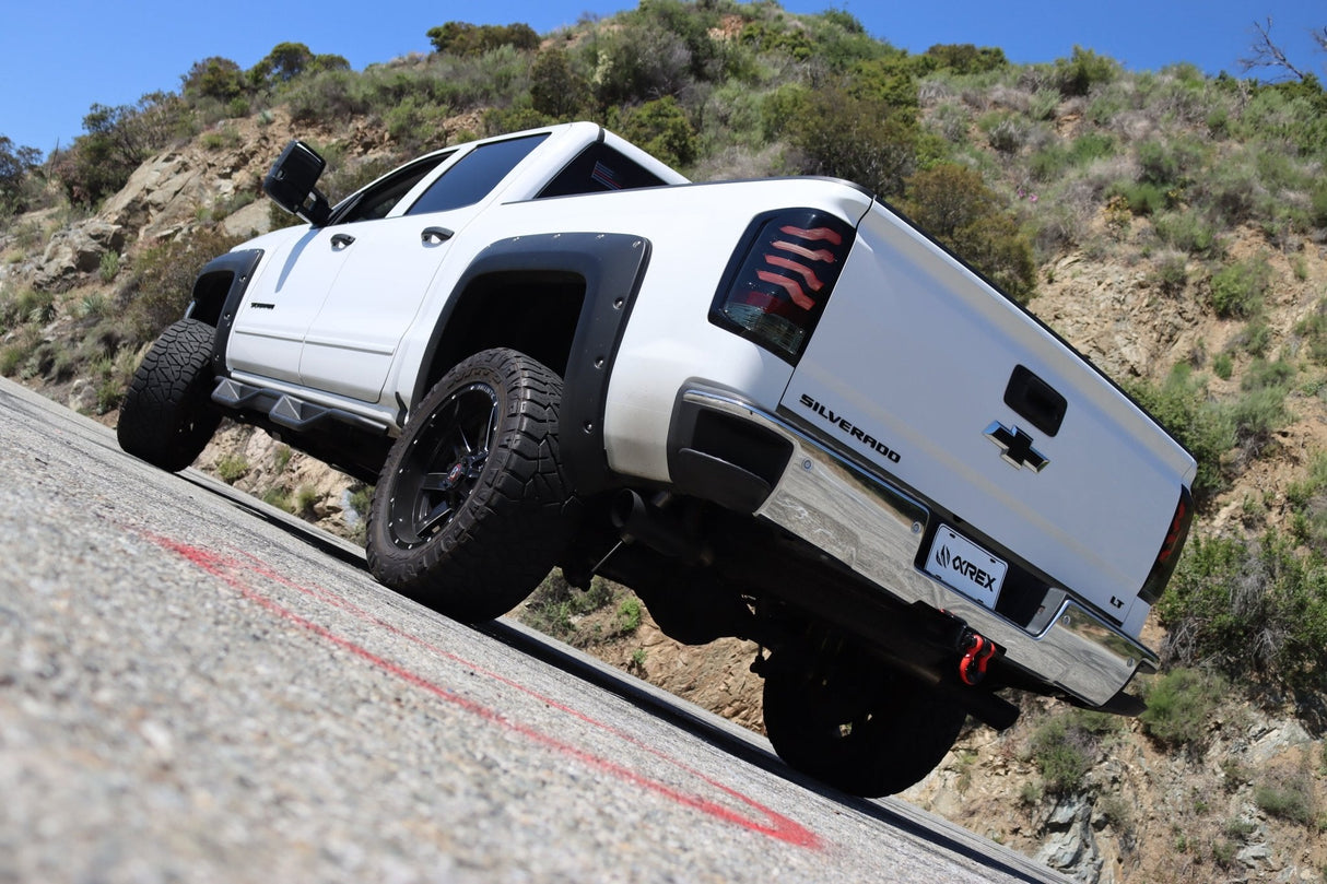 Feux arrière à DEL Dually PRO-Series pour Chevrolet Silverado 1500 (14-18) / Silverado 2500HD/3500HD (15-19) / GMC Sierra 3500HD (15-19) - Noir de jais