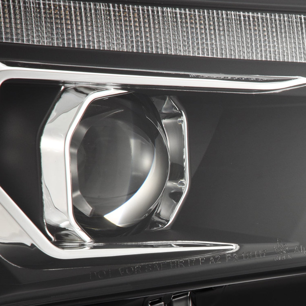 14-24 Toyota 4Runner MK II LUXX-Series LED Projector Headlights Black