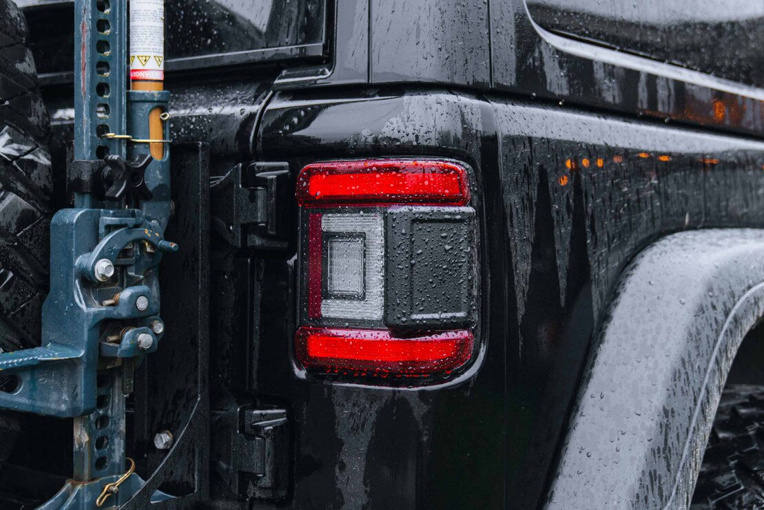 Feux arrière à profil bas à LED pour Jeep Wrangler Jl (2018+) Xb