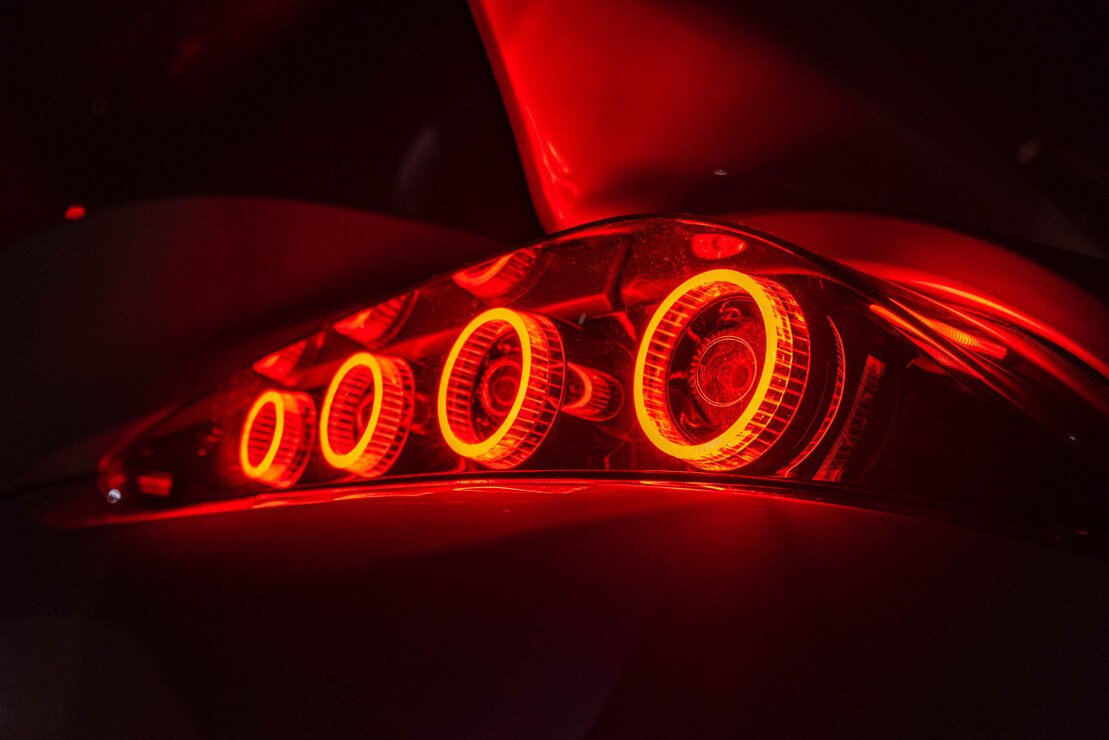 Toyota Tacoma (16-23) : Morimoto Xb Led Queues