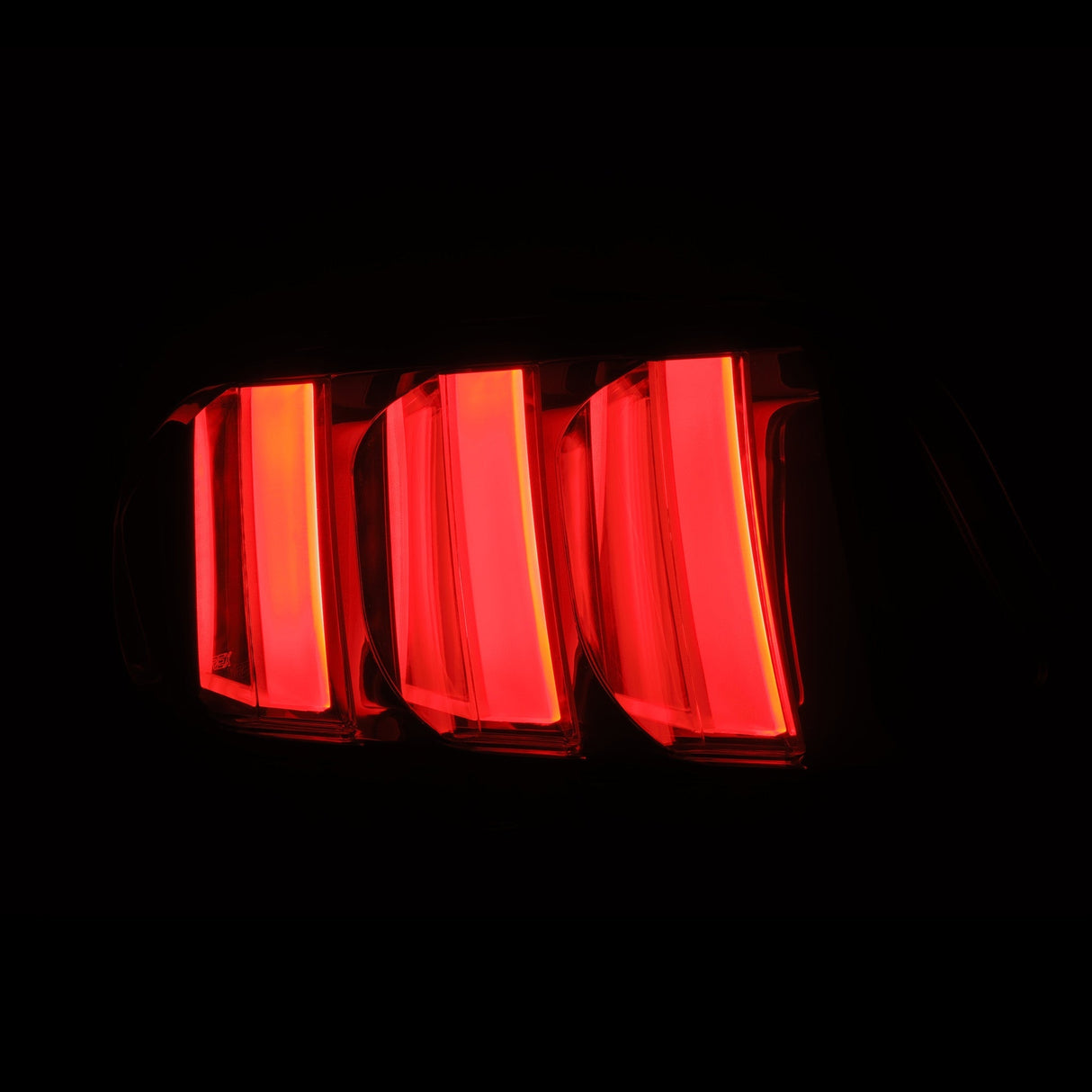 Feux arrière à LED prismatiques Alpha-Black pour Ford Mustang NOVA-Series 15-23