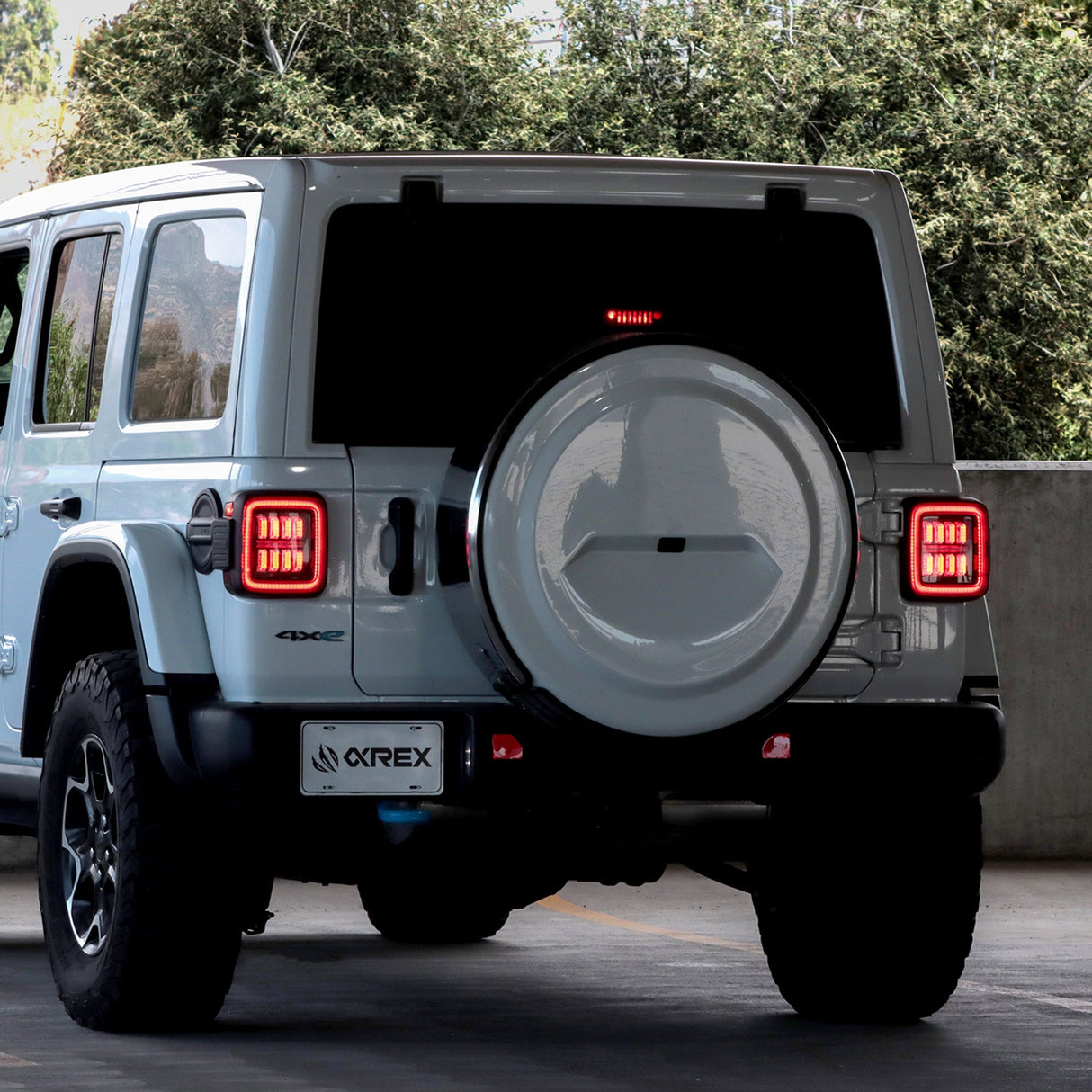 Feux arrière à LED prismatiques pour Jeep Wrangler JL NOVA-Series 18-25, noir et rouge