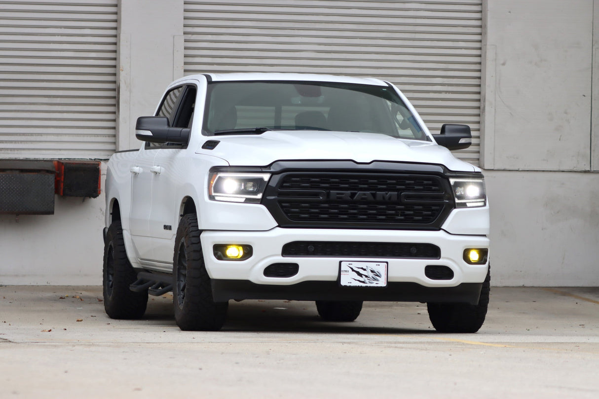 Phares projecteurs à DEL de la série LUXX pour Ram 1500 (style MK II 2500) 19-24, noirs