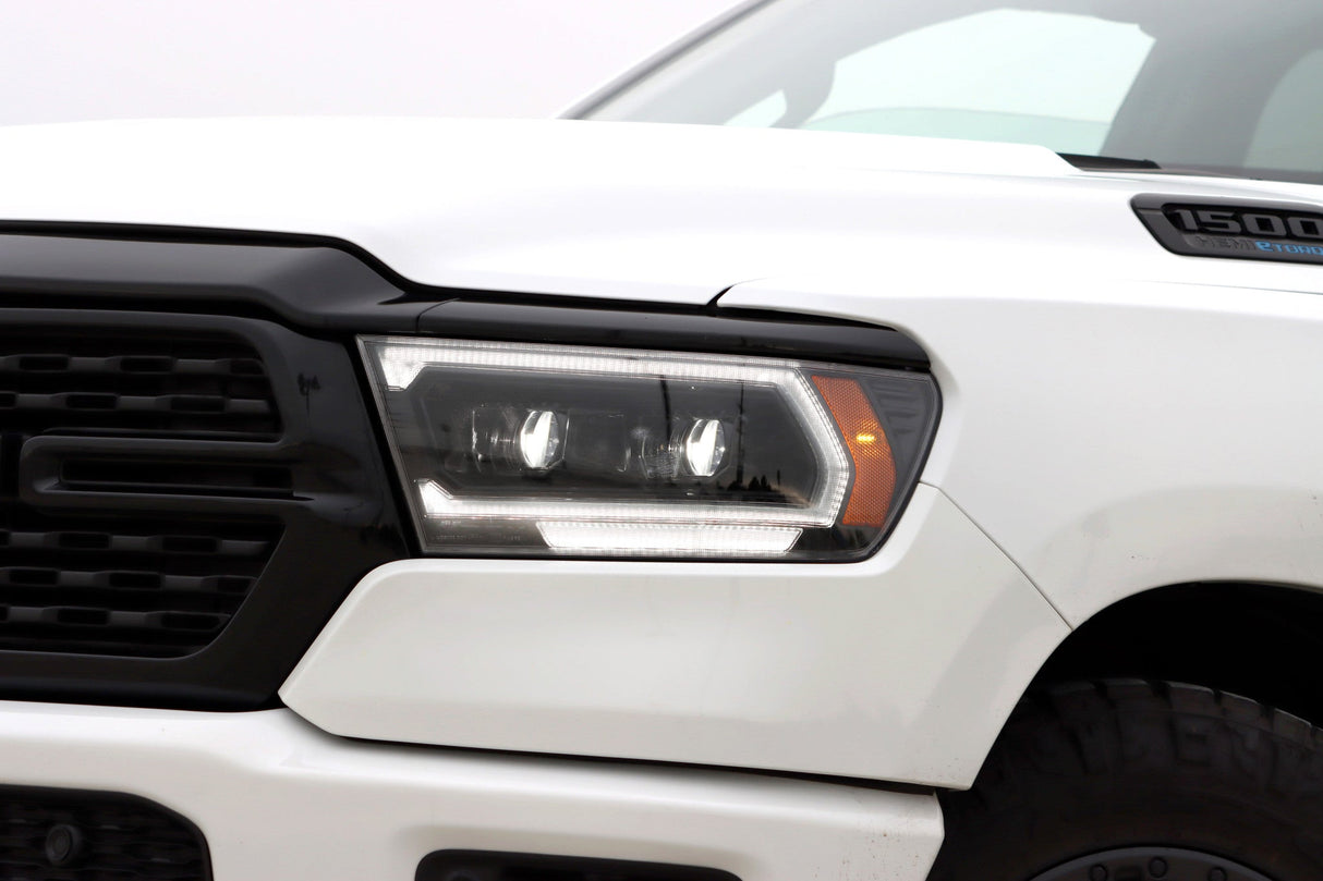 Phares projecteurs à DEL de la série LUXX pour Ram 1500 (style MK II 2500) 19-24, noirs
