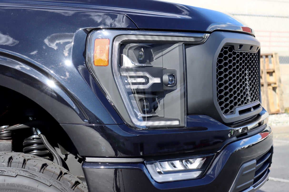 21-23 Ford F150 / 21-23 Ford F150 Raptor LUXX-Series LED Projector Headlights Alpha-Black