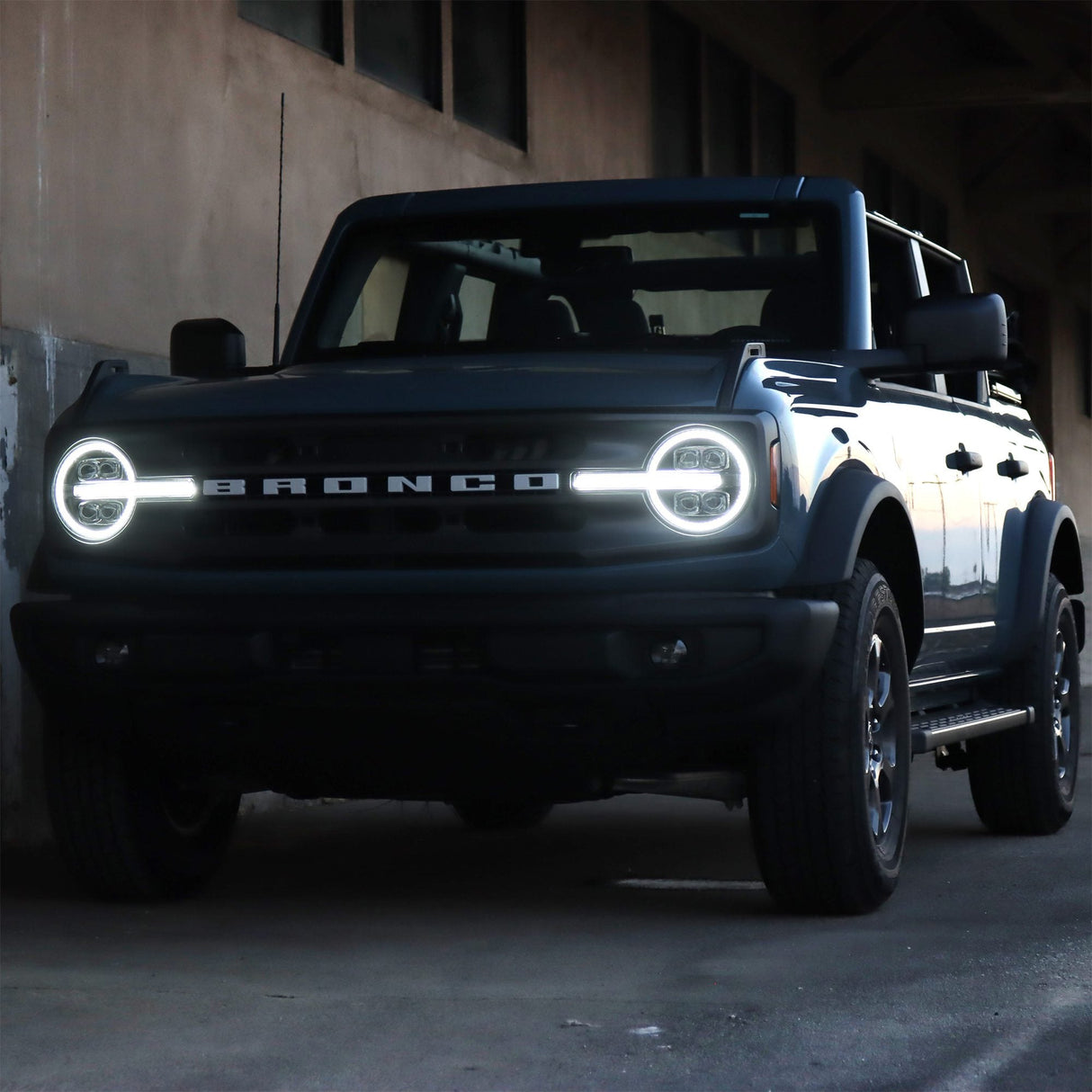 21-25 Ford Bronco /22-25 Ford Bronco Raptor NOVA-Series LED Projector Headlights Alpha-black
