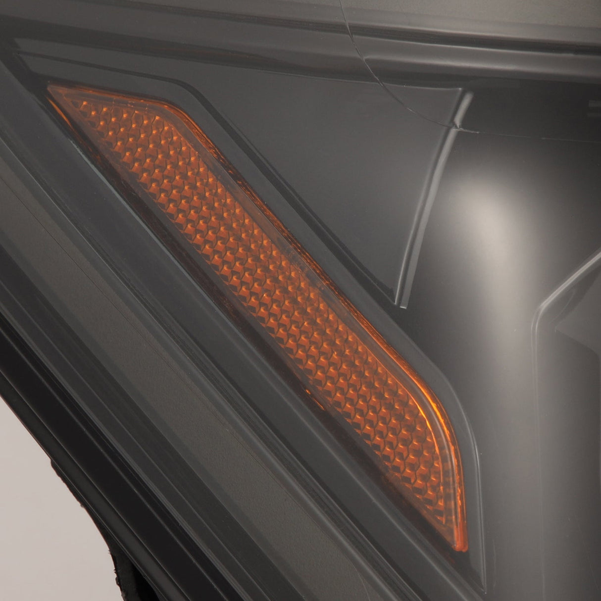 Phares projecteurs à LED Alpha-Black pour Toyota Tacoma série LUXX 2024-2025