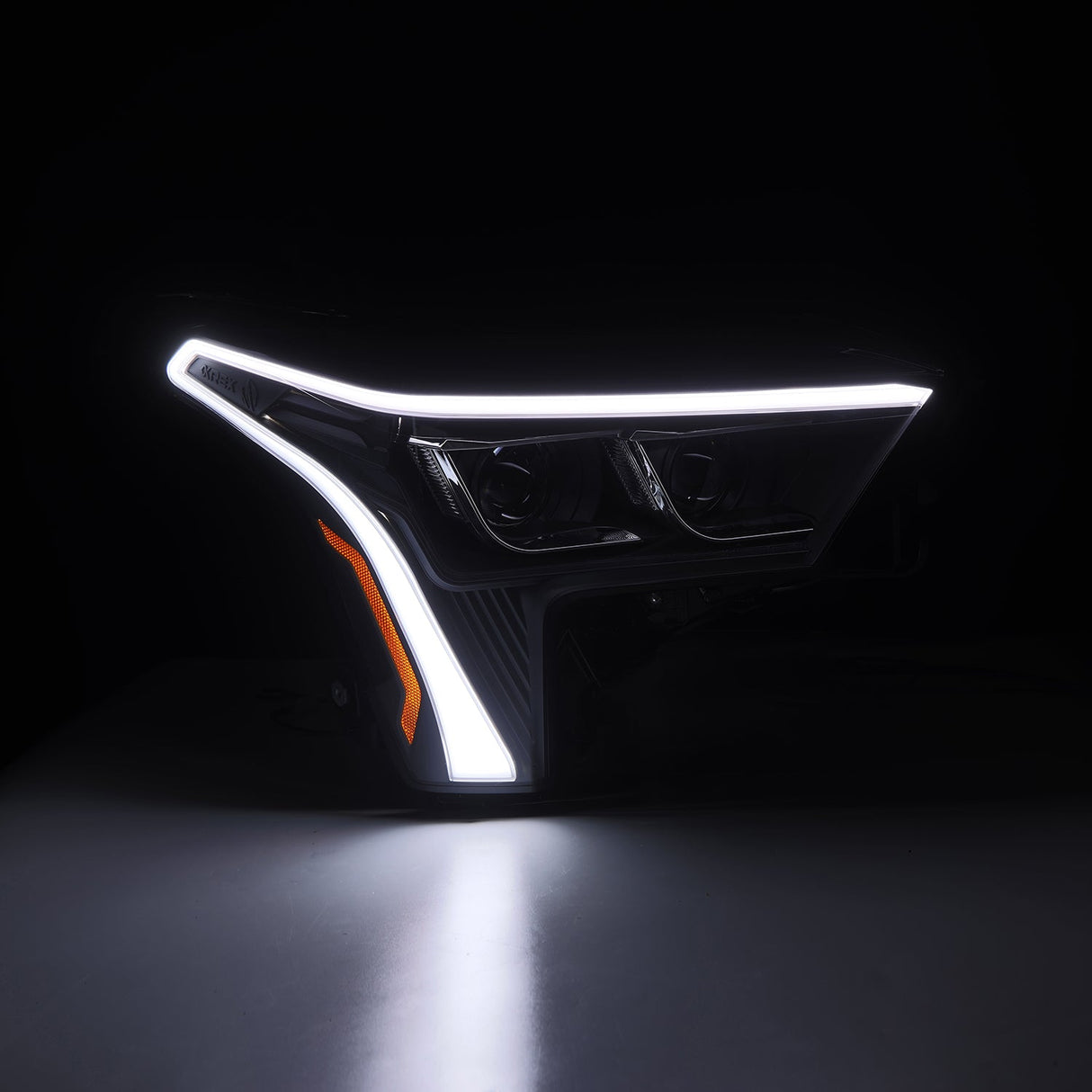 Phares projecteurs à LED noirs pour Toyota Tundra/Sequoia série LUXX 2022-2025