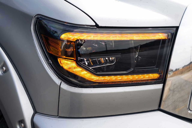 Phares à LED XB pour Toyota Tundra (07-13) (feux de jour ambrés)