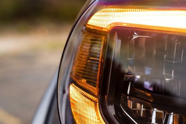 Phares à LED XB pour Toyota Tundra (07-13) (feux de jour ambrés)