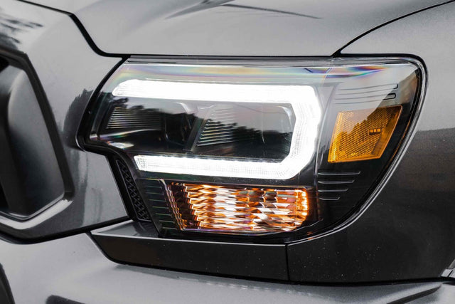 Phares à LED hybrides Toyota Tacoma (12-15) XB