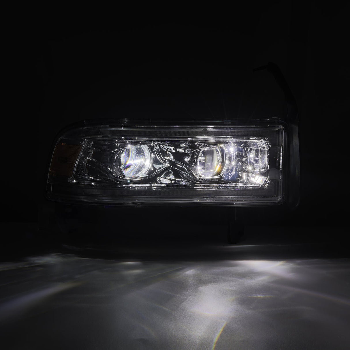 94-01 Dodge Ram 1500/94-02 Ram 2500/3500 LUXX-Series LED Headlights Chrome