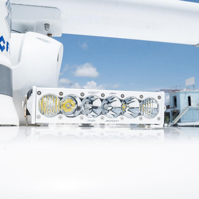 Barre lumineuse à LED blanche droite OnX6+ - Universelle