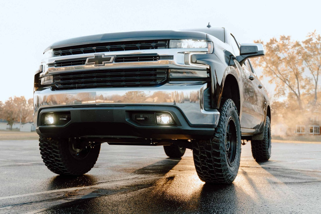 Chevrolet Silverado (14-15) : phares antibrouillard à DEL Morimoto 4banger