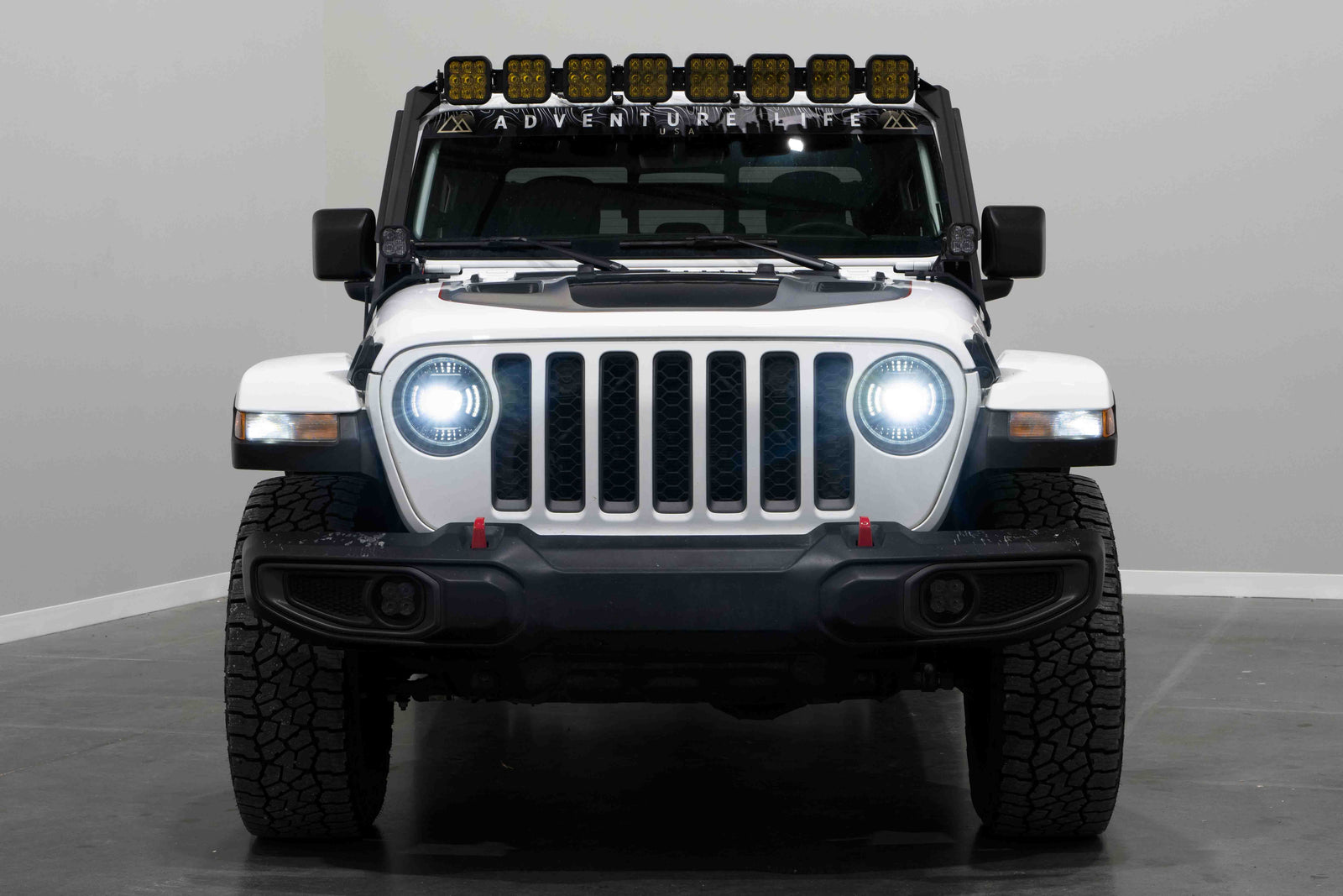 Jeep Gladiator with Elite Series LED Headlights