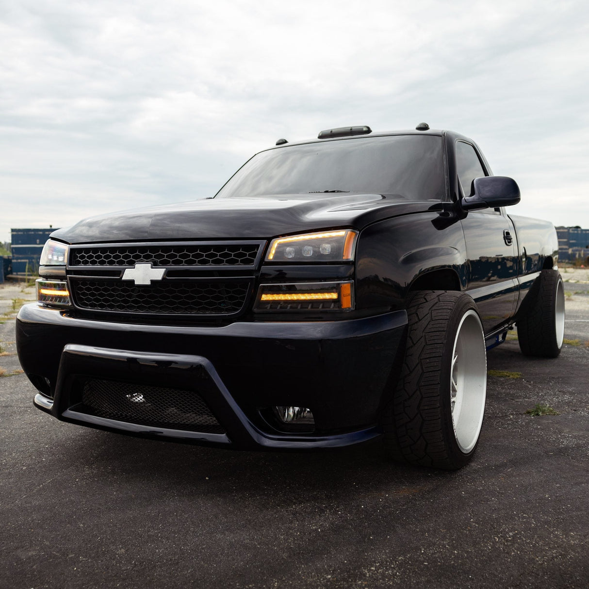 03-06 Chevrolet Silverado/02-06 Avalanche (sans revêtement de carrosserie) Phares projecteurs à LED série NOVA chromés