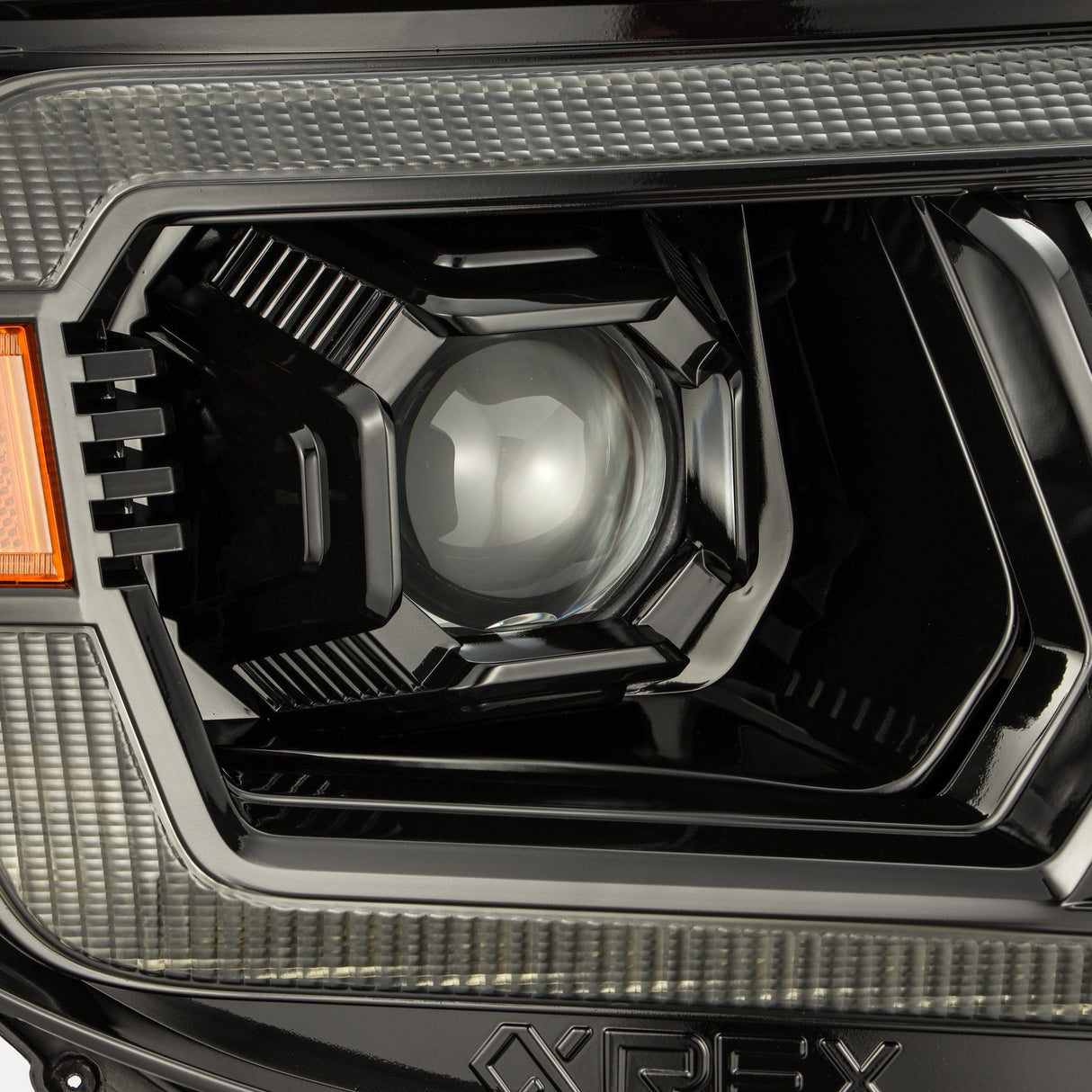 Phares de projecteur à LED Alpha-Black pour Toyota Tacoma série LUXX 05-11