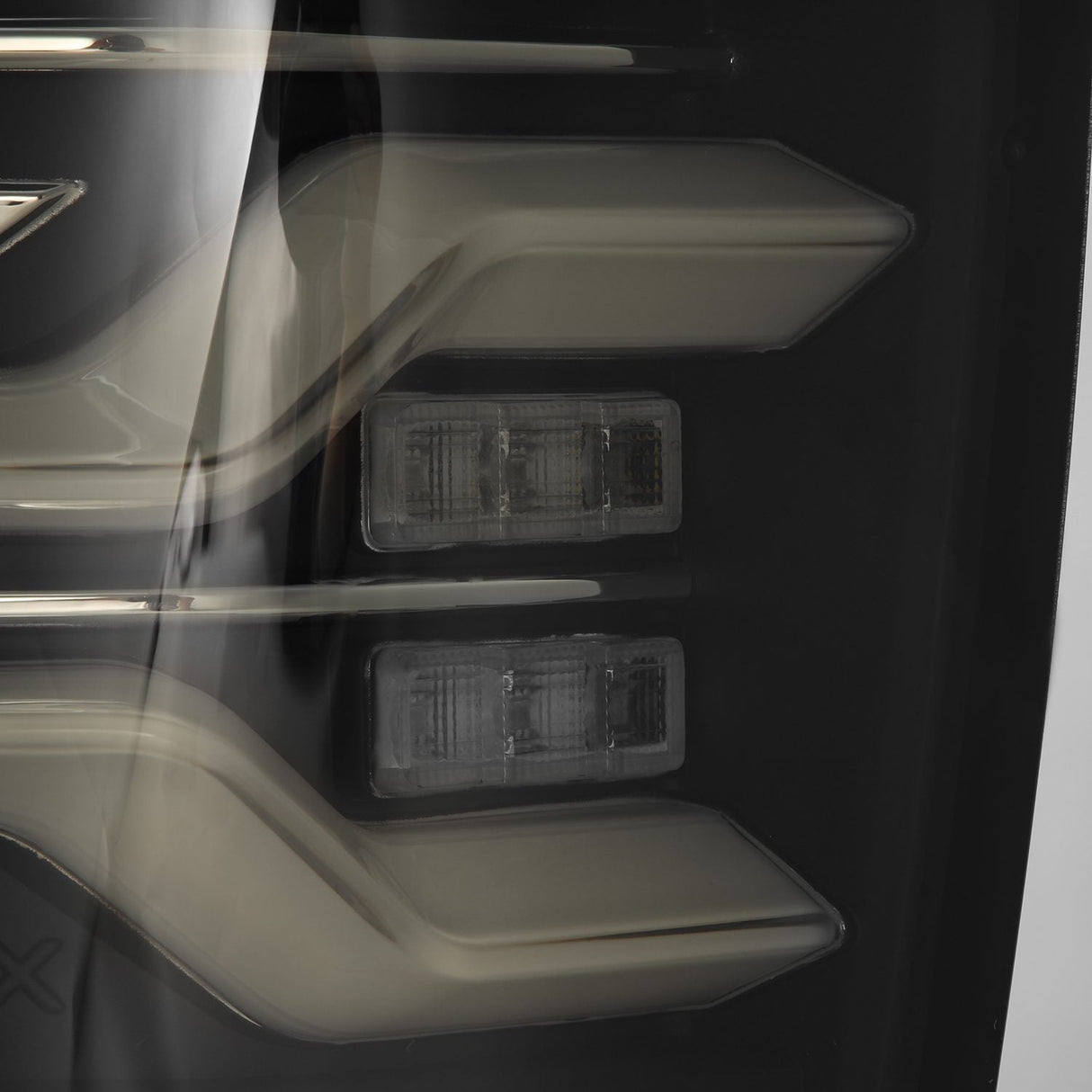 Feux arrière à LED noirs pour Toyota Tacoma LUXX-Series 05-15