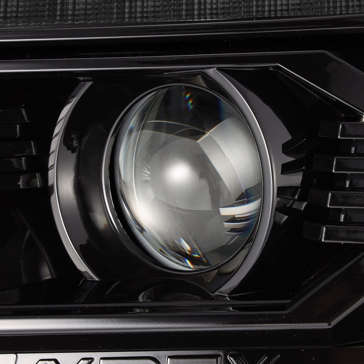 Phares projecteurs à LED Alpha-Black pour Toyota Tacoma série LUXX 12-15
