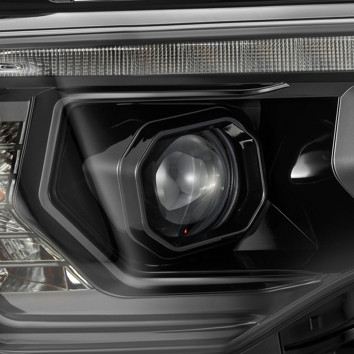 Phares halogènes projecteurs Alpha-Black pour Toyota 4Runner MK II série PRO 14-20
