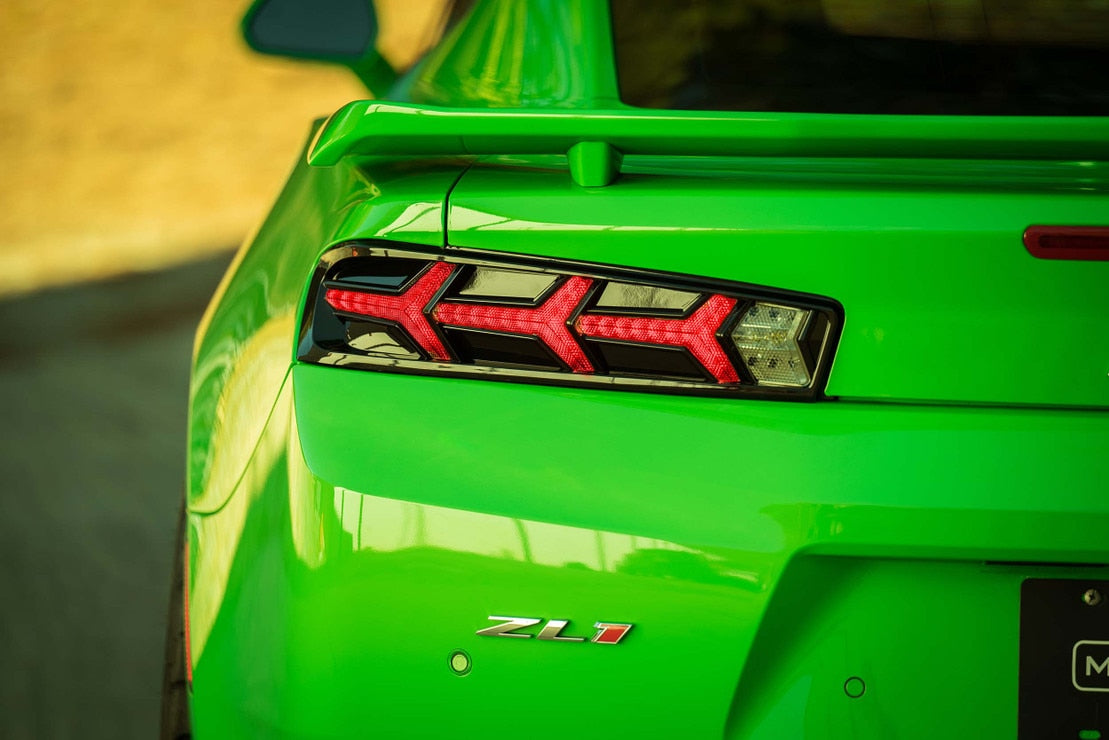 Feux arrière à LED pour Chevrolet Camaro (16-18) XB (fumés)