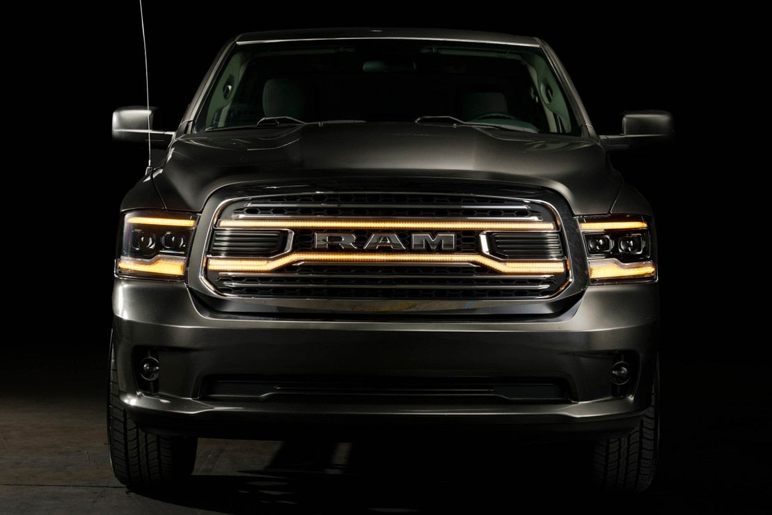 Calandre à LED XBG chromée pour Dodge Ram 1500 Classic (19-24)