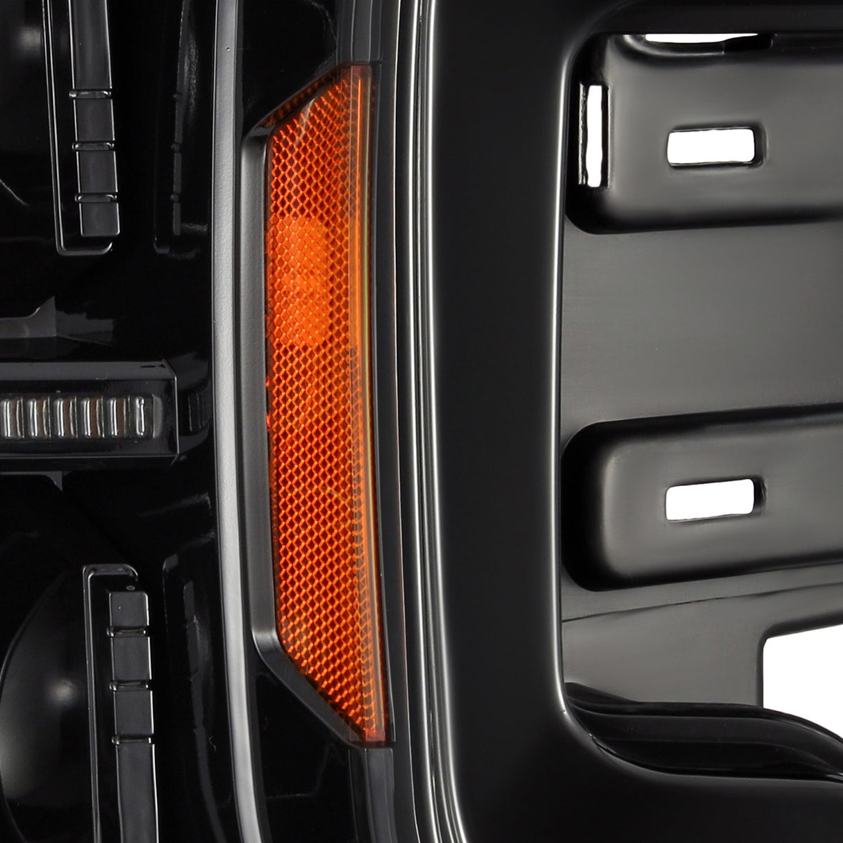 Phares projecteurs à LED série LUXX pour Ford F150 (modèle MK II, 14e génération) 18-20 Alpha-Black