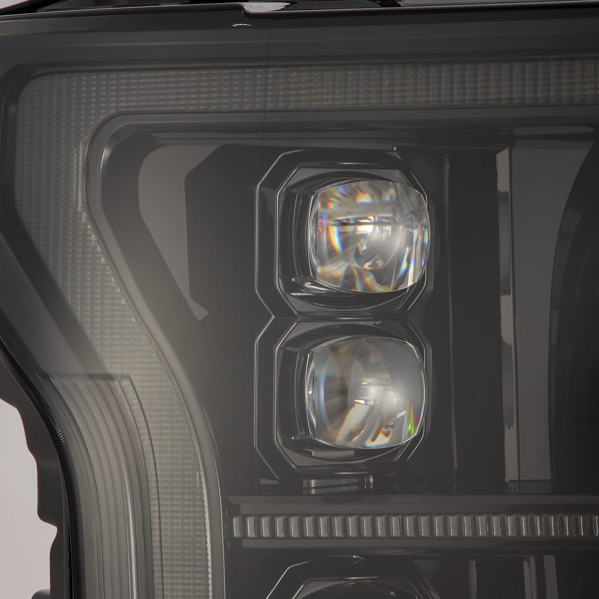 Phares projecteurs à LED série NOVA pour Ford F150 (modèle MK II, 14e génération) 18-20 Alpha-Black