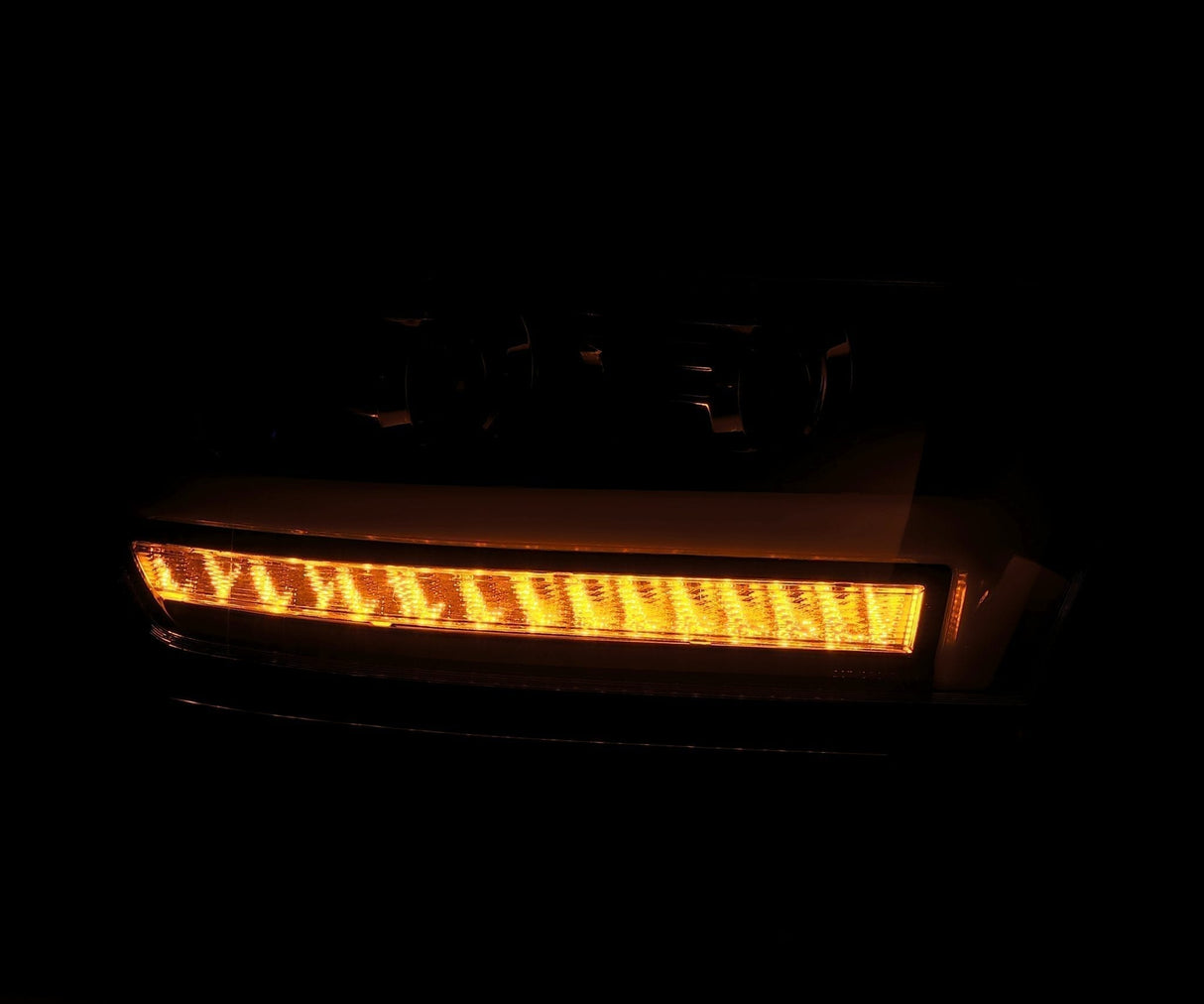 Phares projecteurs à DEL chromés de la série LUXX pour Ram 1500 19-24