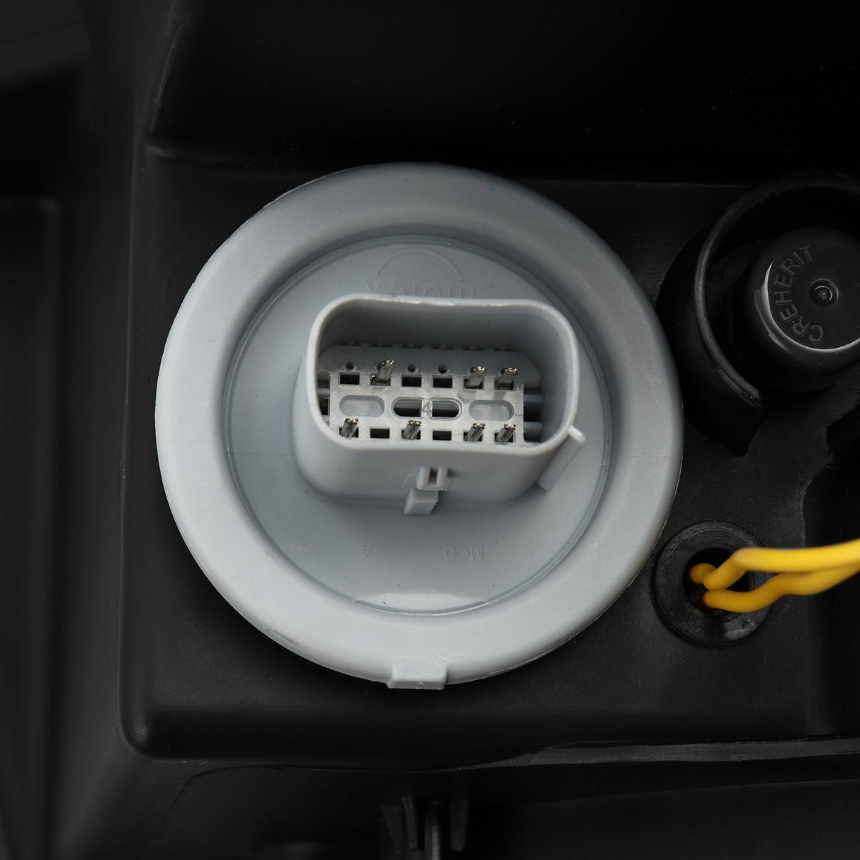 Phares projecteurs à DEL de la série LUXX pour Ram 1500 (style MK II 2500) 19-24, noirs