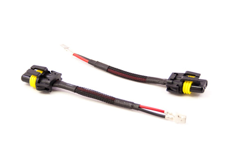 Adapter: 9004 Male to 9007 Female