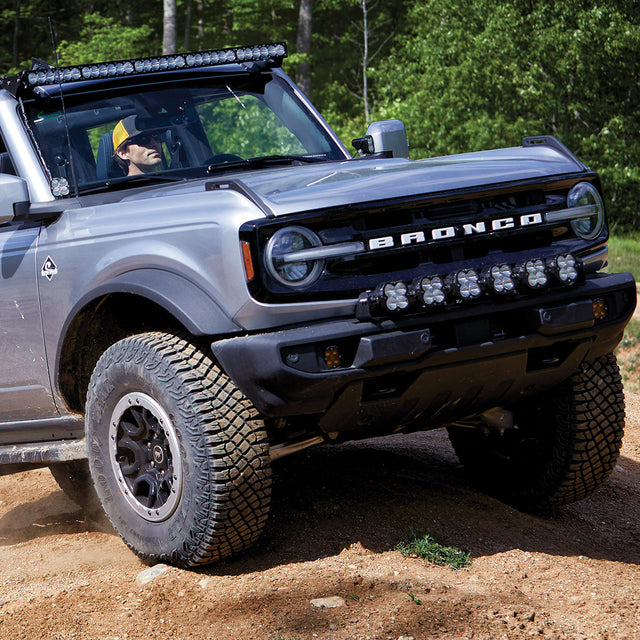Kit de barre lumineuse connectable 6 XL, support de pare-chocs en plastique avec mise à niveau, modèles Ford Bronco Baja à partir de 21
