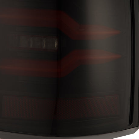 99-06 Chevrolet Silverado/99-06 GMC Sierra LUXX-Series LED Tail Lights Black Red
