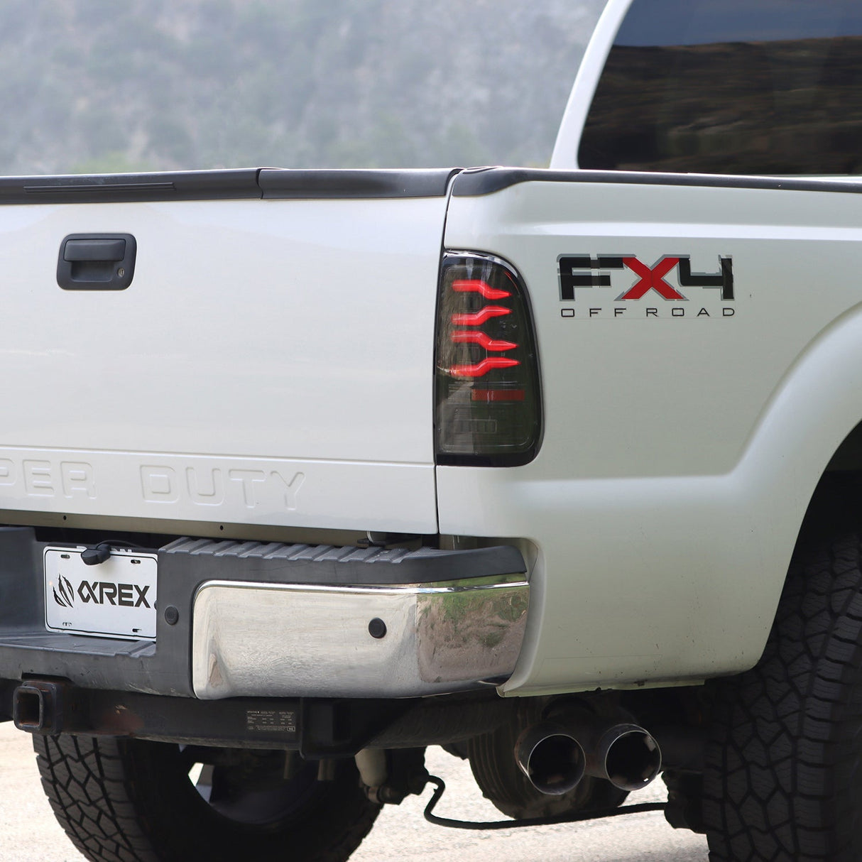 99-16 Ford Super Duty / 97-03 F150 LUXX-Series LED Tail Lights Black Red
