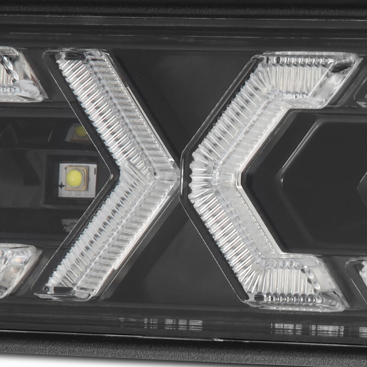 AlphaRex Arrow-X Multi-functional Off-Road Chase Light - Black