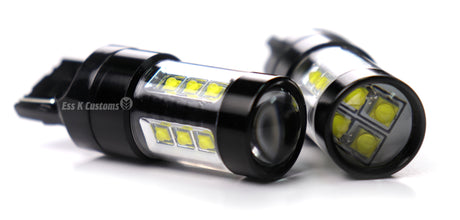 Ampoules LED inversées série noire 7443/7440 (paire)